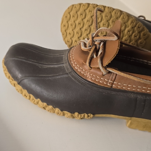 L.L. Bean Mens Brown and Black Rain Boots - Picture 12 of 12